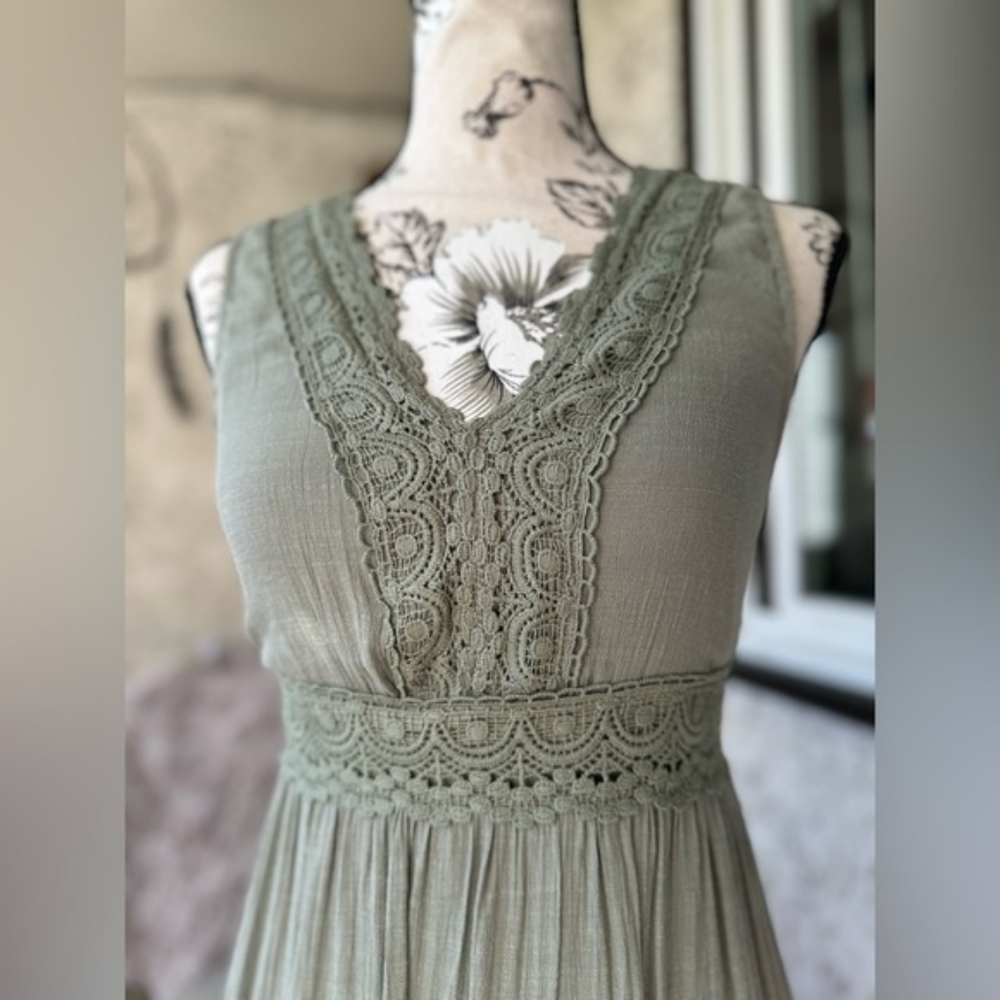 NWT Rebellion Sleeveless Tiered Maxi Dress - Olive Green - Boho - Picture 3 of 8